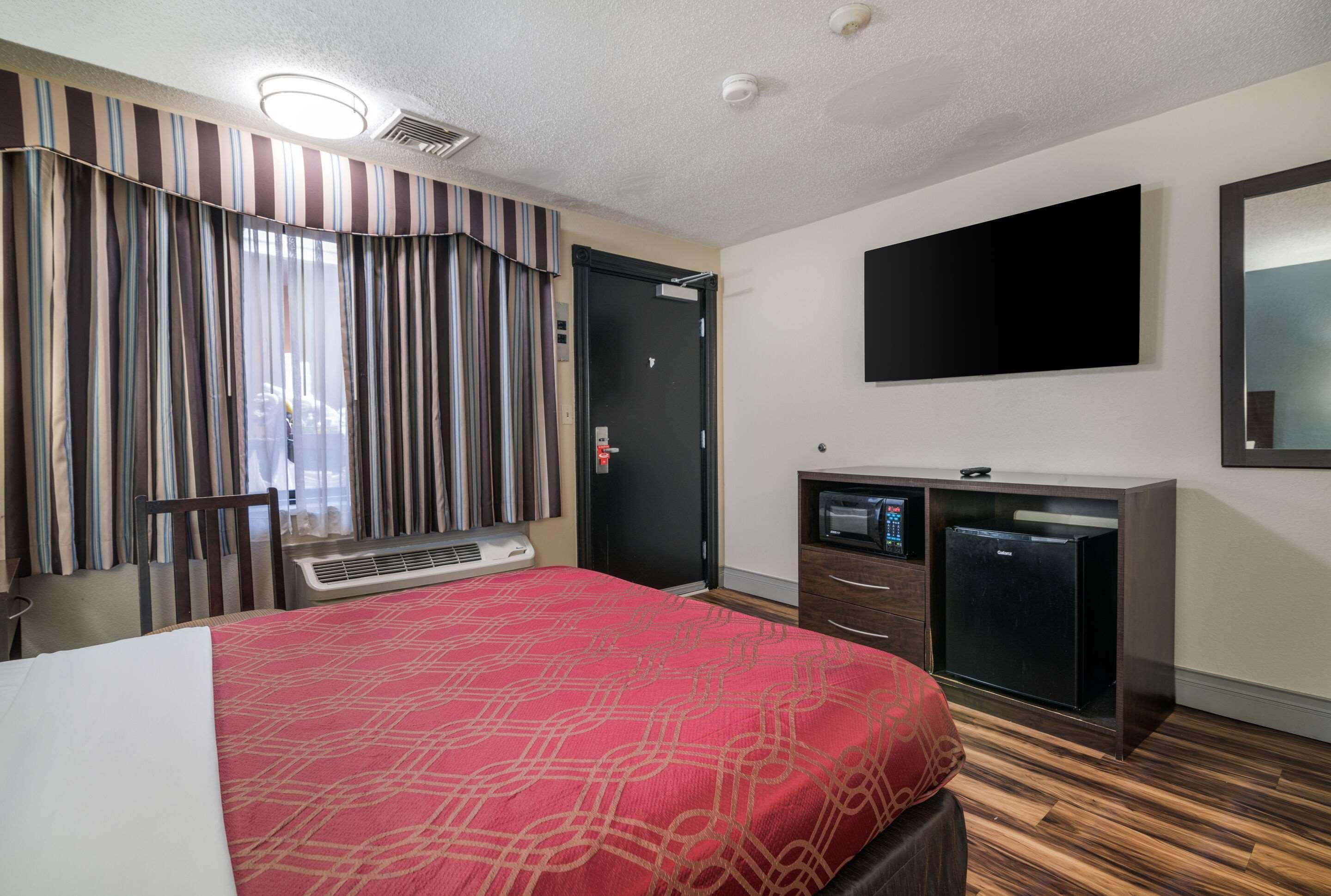 Econo Lodge Boston-Malden Extérieur photo