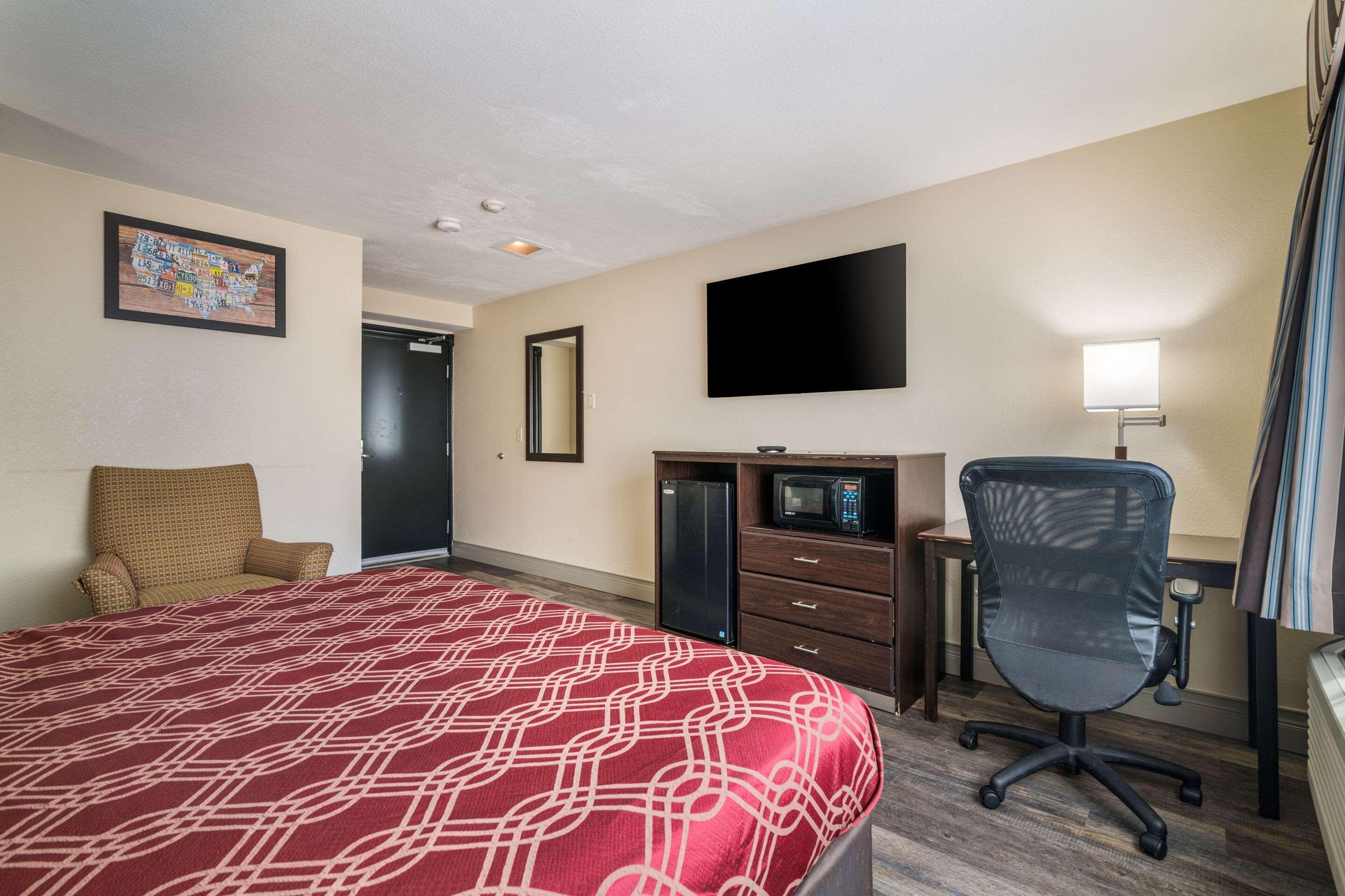 Econo Lodge Boston-Malden Extérieur photo