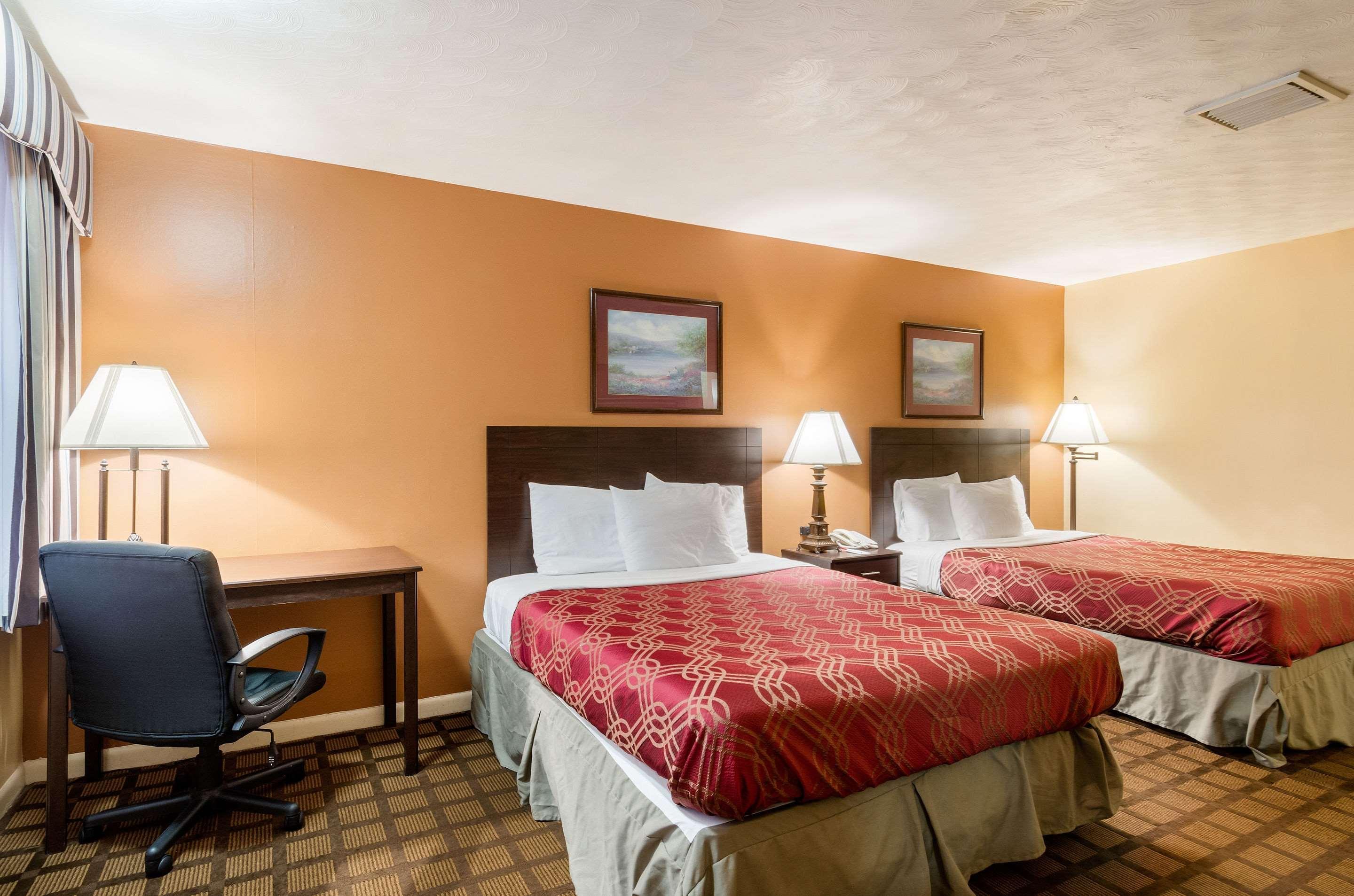 Econo Lodge Boston-Malden Extérieur photo