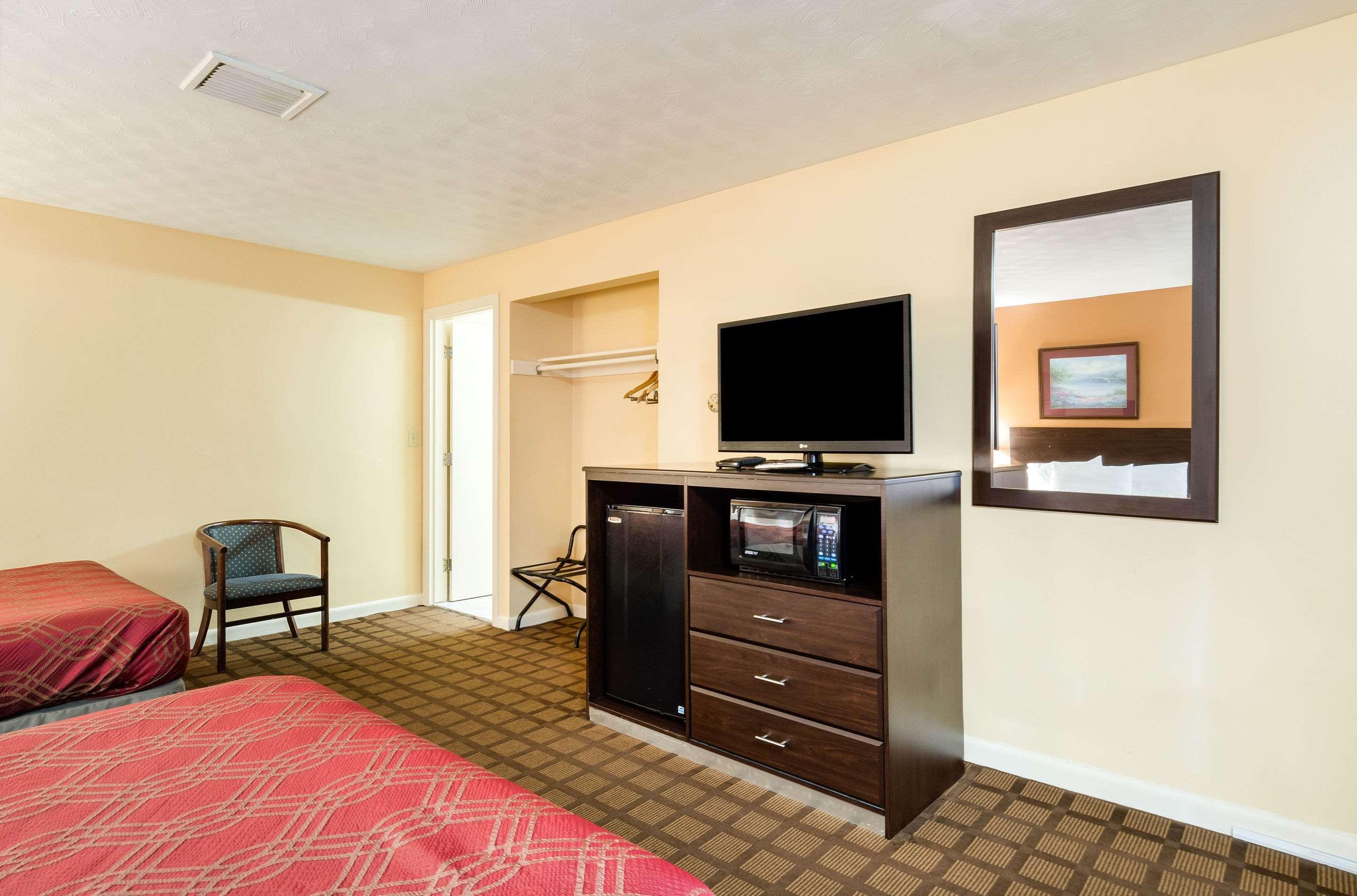 Econo Lodge Boston-Malden Extérieur photo