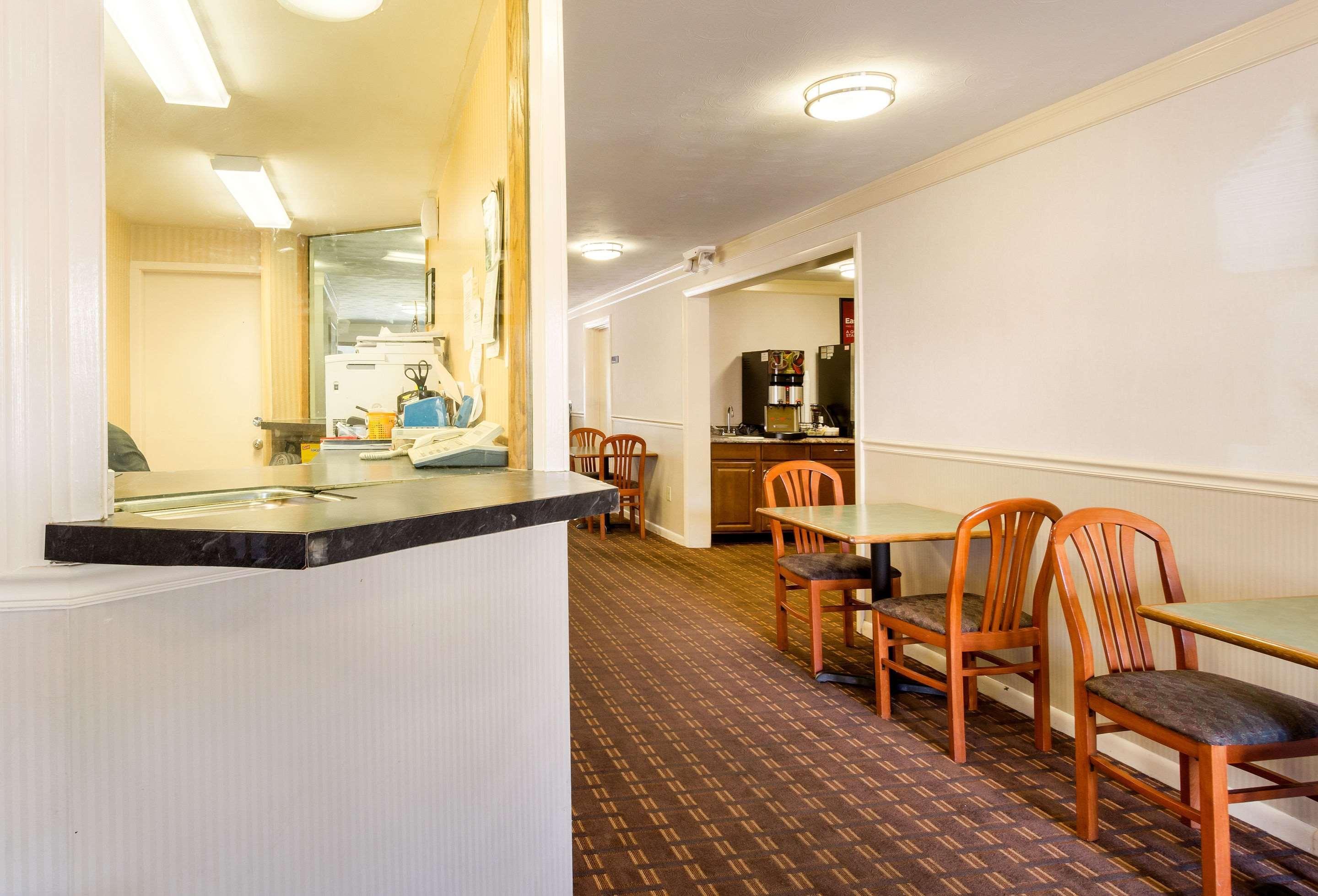 Econo Lodge Boston-Malden Extérieur photo