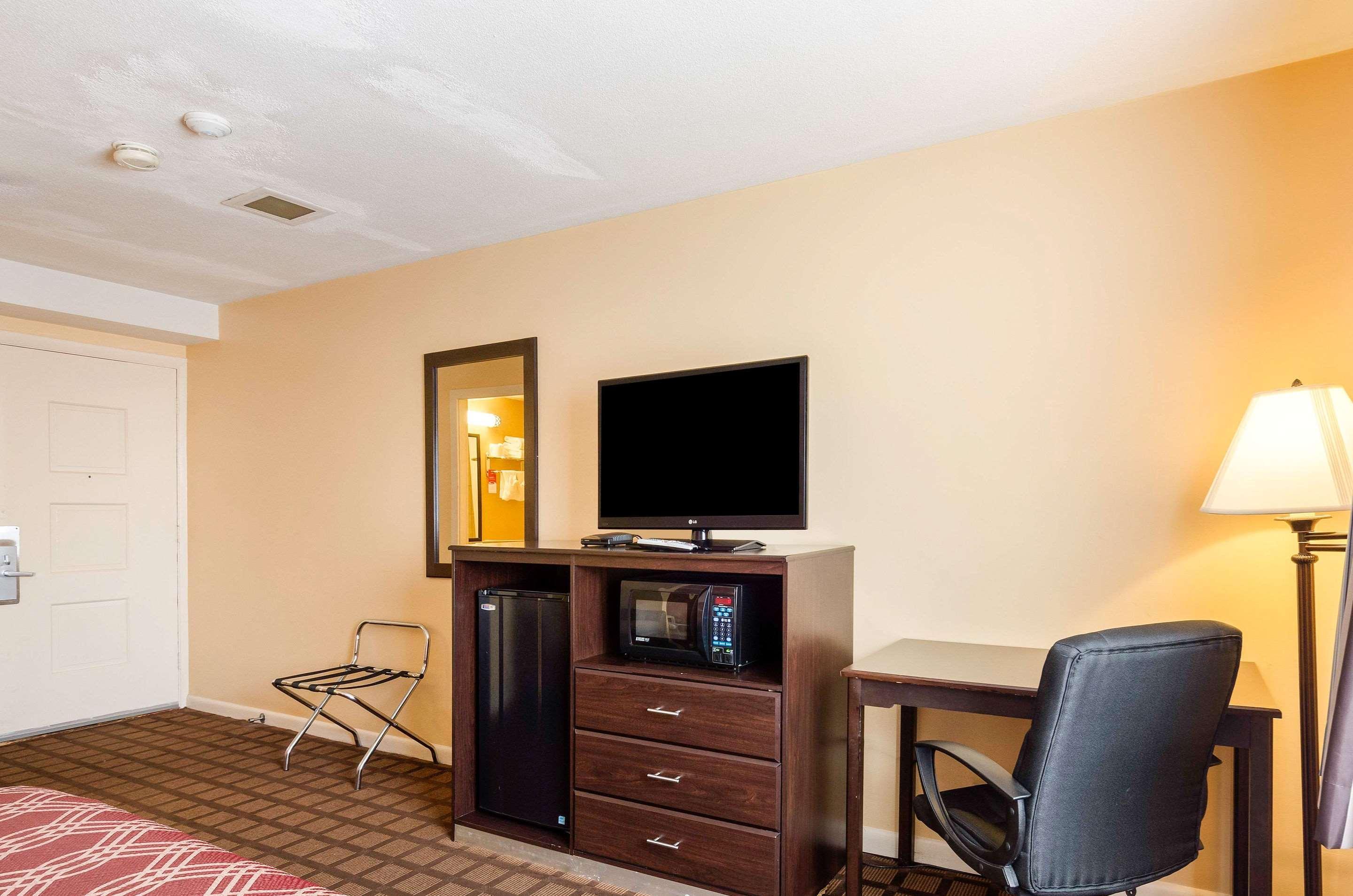 Econo Lodge Boston-Malden Extérieur photo
