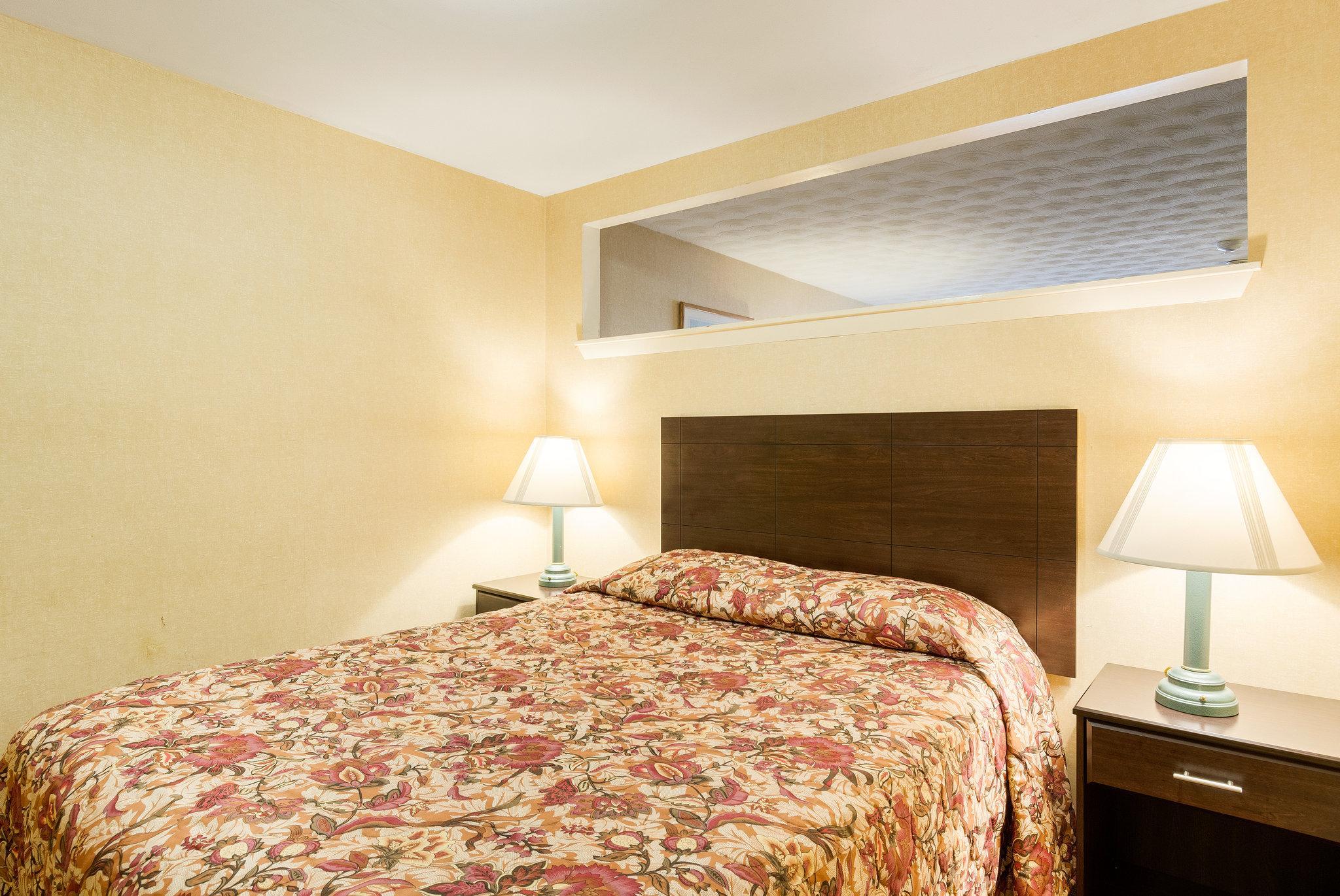 Econo Lodge Boston-Malden Extérieur photo